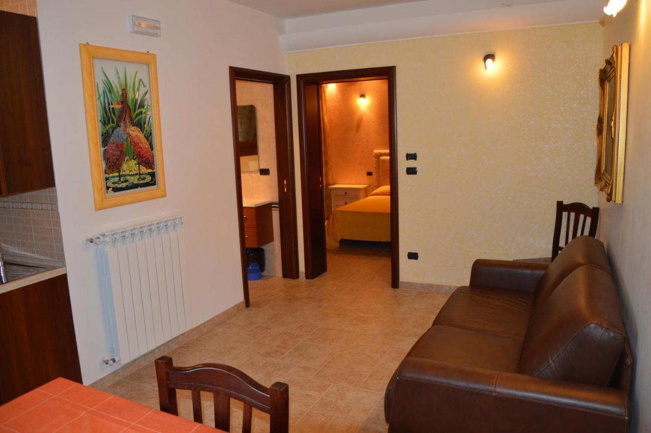Borgo Dei Normanni Aparthotel Сан Вито дей Нормани Екстериор снимка