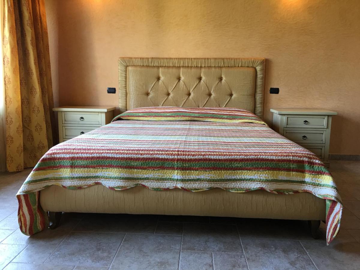 Borgo Dei Normanni Aparthotel Сан Вито дей Нормани Екстериор снимка