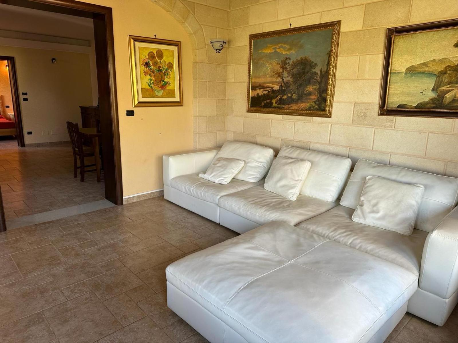 Borgo Dei Normanni Aparthotel Сан Вито дей Нормани Екстериор снимка