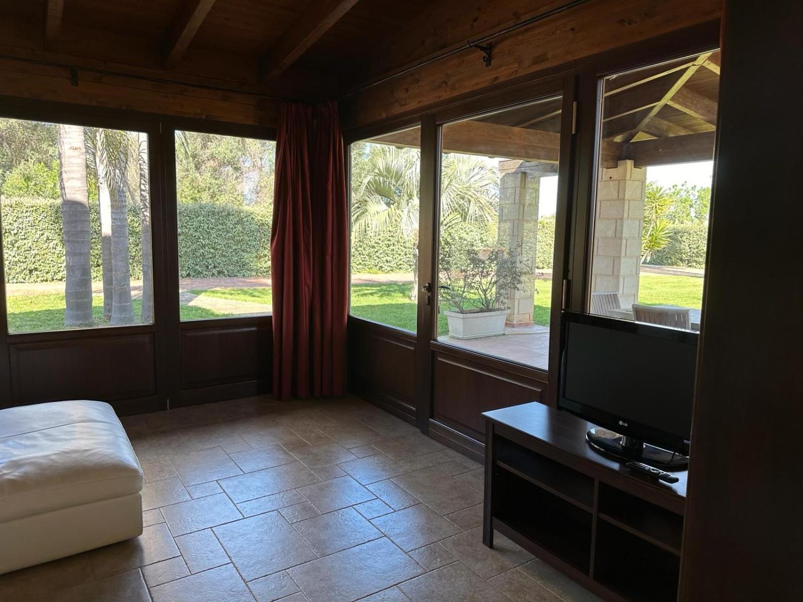 Borgo Dei Normanni Aparthotel Сан Вито дей Нормани Екстериор снимка